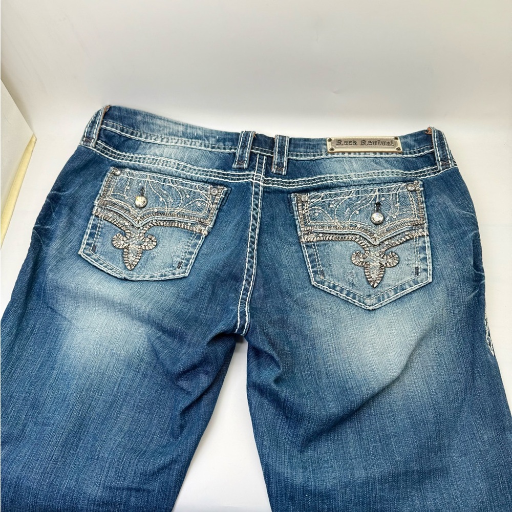 Rock Revival Women's Size 34x24 Embellished “Betty” Easy Crop Jeans - Picture 8 of 15